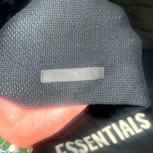 Medium essential ss21 knit hoodie